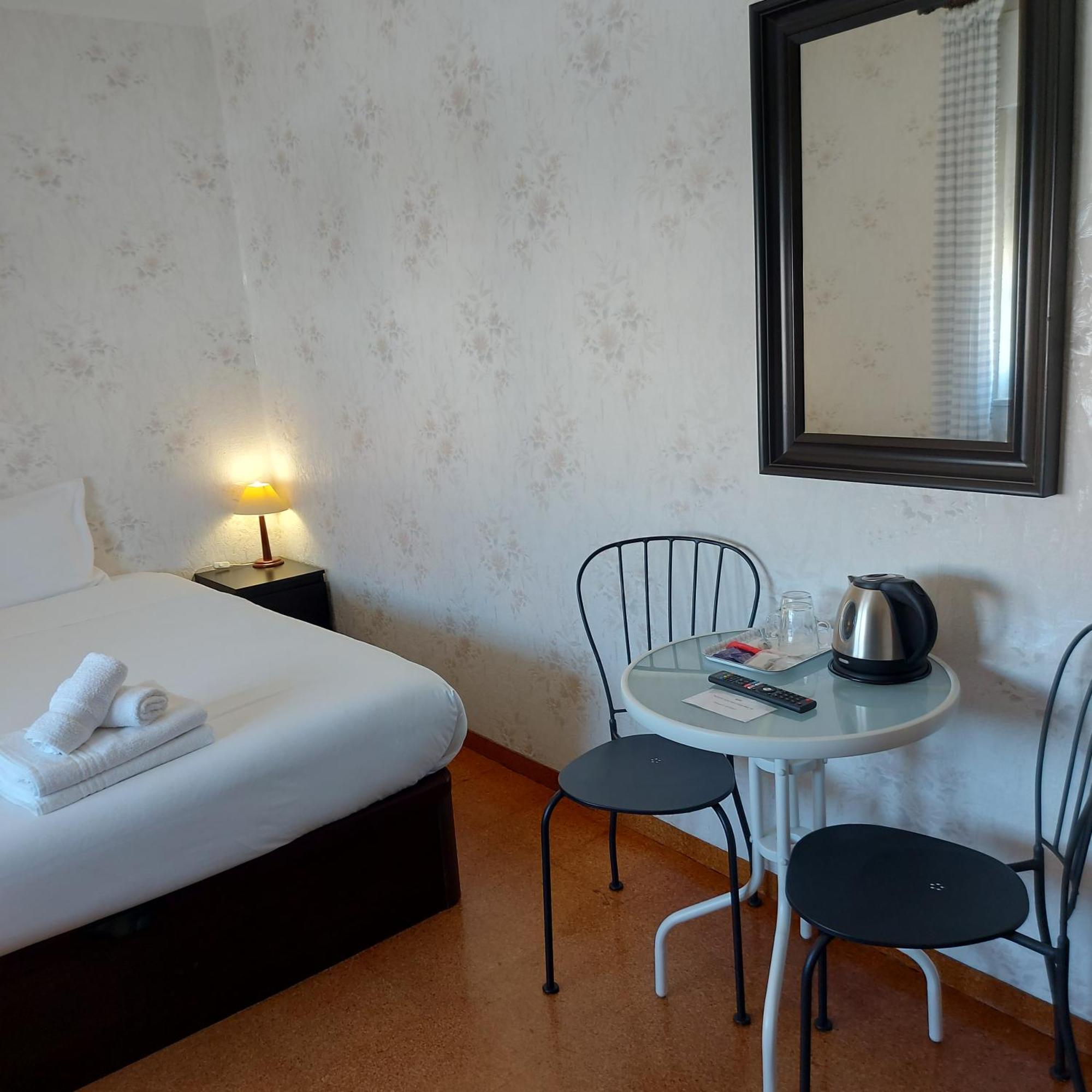 Hotel Soleil Bleu Vila Nova de Milfontes Zimmer foto